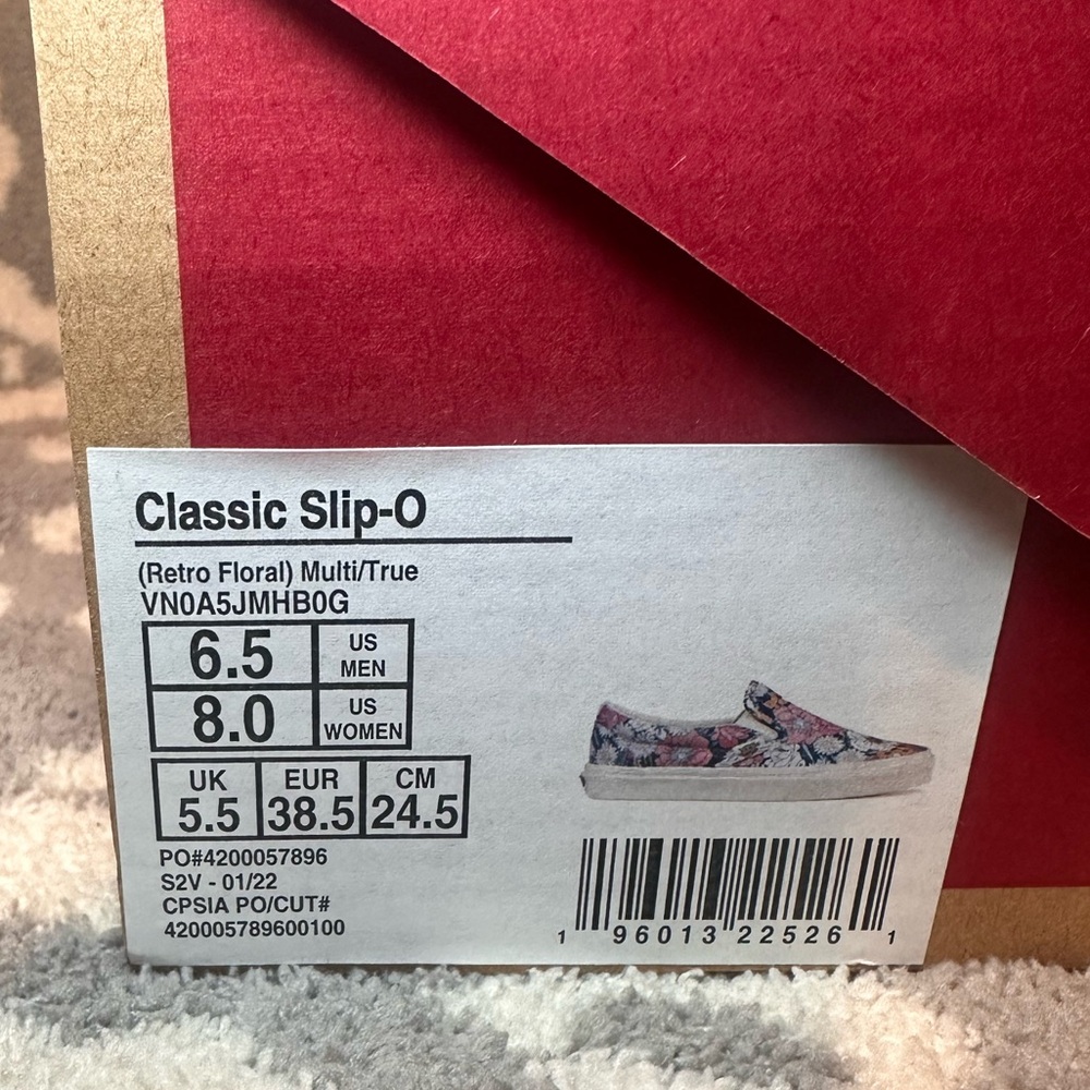 Vans Classic  Slip-On Sneakers 😍 In Retro Floral/Multi True White 😍😍 New 🩷🩷 - Picture 15 of 17